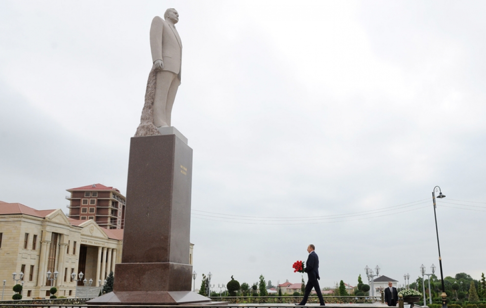 Le président Ilham Aliyev est arrivé en visite dans la région de Gouba