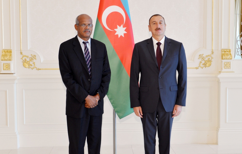 Le président Ilham Aliyev a reçu les lettres de créance de l’ambassadeur de Soudan en Azerbaïdjan