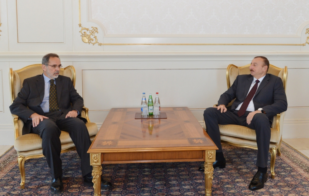 Le président Ilham Aliyev a reçu les lettres de créance de l’ambassadeur du Brésil en Azerbaïdjan