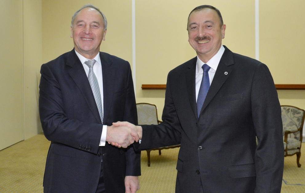 Entretien entre le président azerbaïdjanais Ilham Aliyev et son homologue letton Andris Berzins