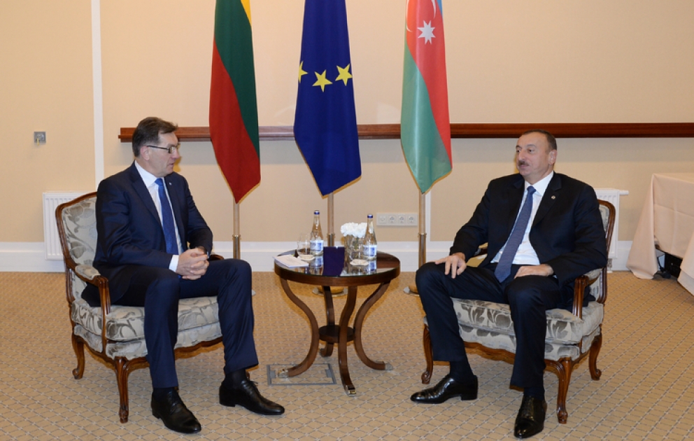 Le président azerbaïdjanais Ilham Aliyev s’est entretenu avec le Premier ministre lituanien Algidras Butkevicius à Vilnius