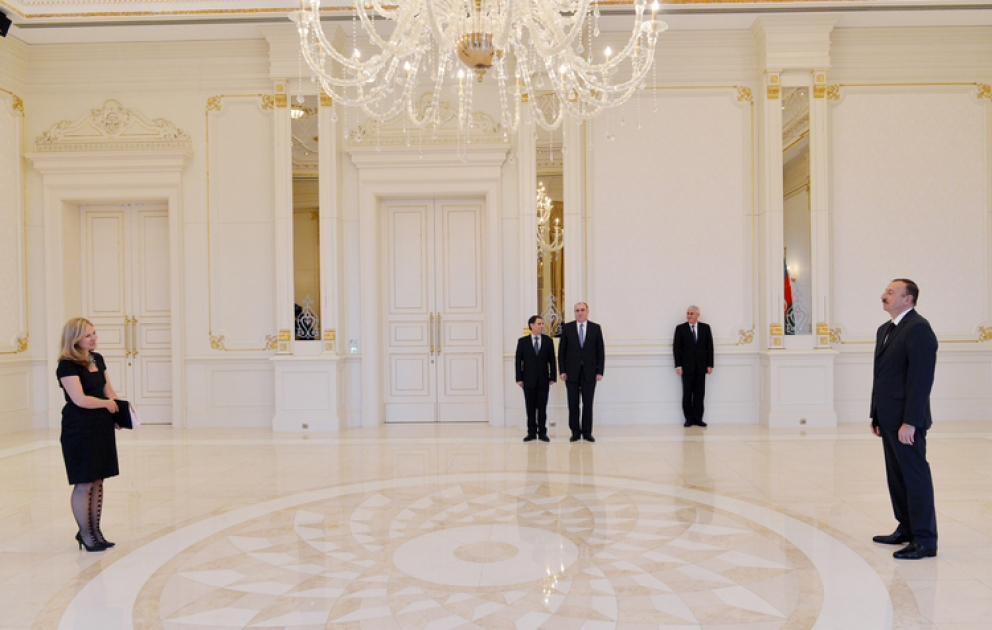 Le président azerbaïdjanais Ilham Aliyev a reçu les lettres de créance du chef de la délégation de l’Union européenne en Azerbaïdjan