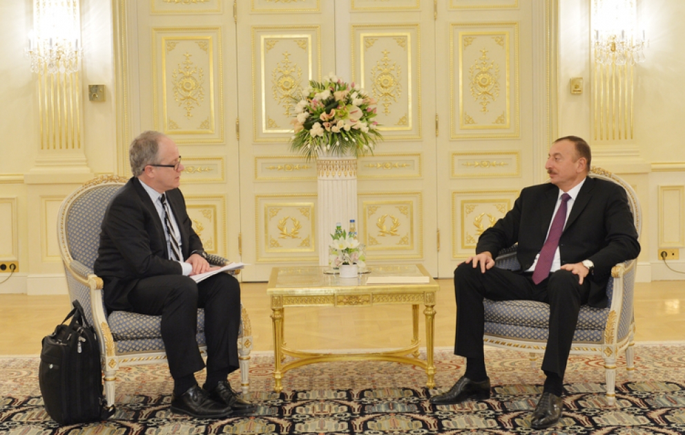 Le président azerbaïdjanais Ilham Aliyev s’est entretenu avec Jonathan Elkind, Secrétaire américain chargé de l’Energie