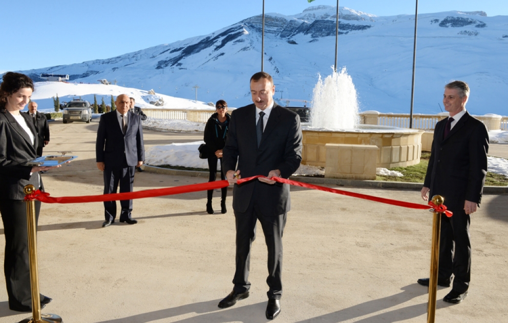 Le président Ilham Aliyev s’est rendu au complexe de tourisme «Chahdagh», station de sport d’hivers et d’été et participé à la cérémonie consacrée au bilan sportif de l’année 2013
