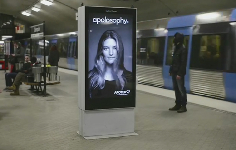 Saça qulluq vasitəsi haqqında kreativ reklam