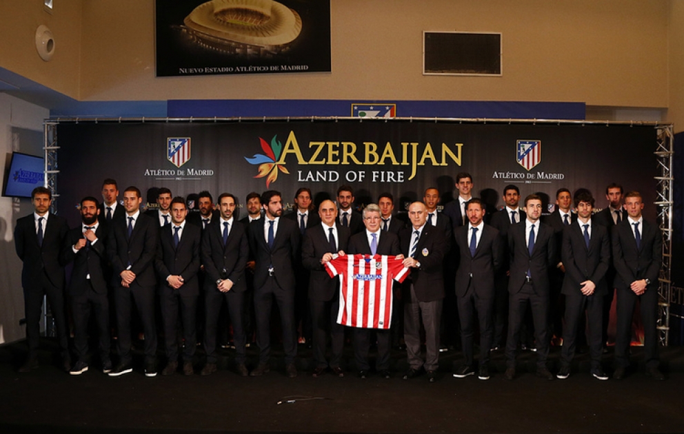 “Atletiko Madrid” klubunun oyunçuları daha bir il üzərində “Land of Fire - Azerbaijan” yazılmış idman geyimində yaşıl meydanlara çıxacaqlar