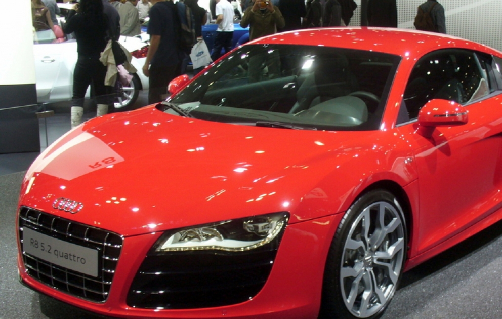 Audi yeni modelini təqdim edib