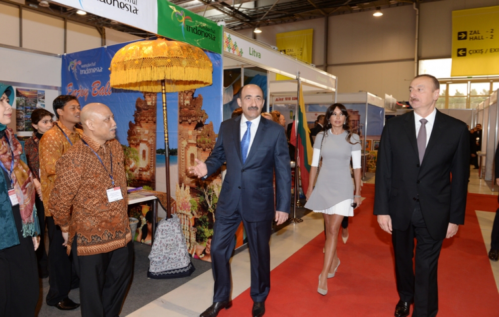 Prezident İlham Əliyev “AITF-2014” XIII Azərbaycan Beynəlxalq turizm və səyahətlər sərgisi ilə tanış olub