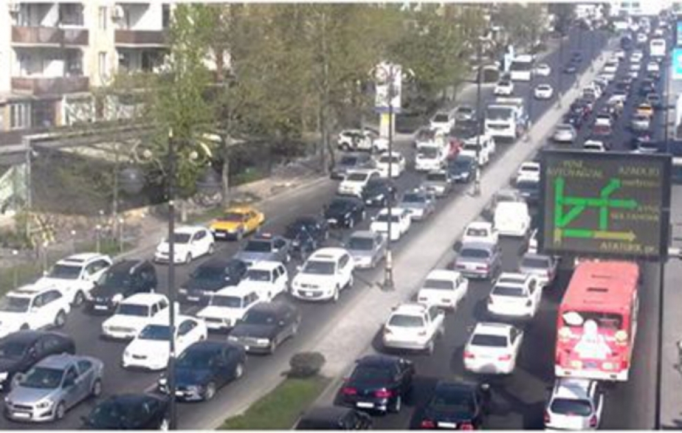 Tbilisi prospektində nəqliyyat vasitələrinin hərəkəti məhdudlaşdırılacaq