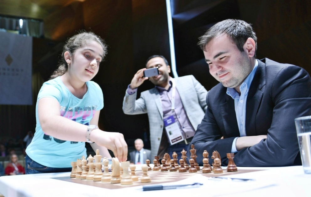 “Shamkir Chess 2014” turnirində ilk gedişi Vüqar Həşimovun bacısı qızı etdi