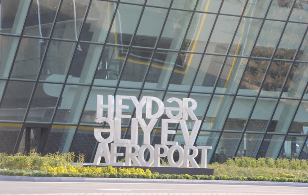 Heydər Əliyev Beynəlxalq Aeroportunun yeni aerovağzal kompleksi