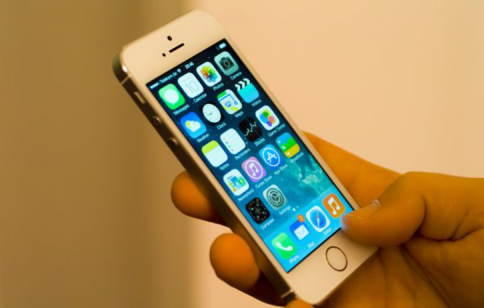 iPhone sahibləri sükan arxasında mesajlaşa bilməyəcəklər