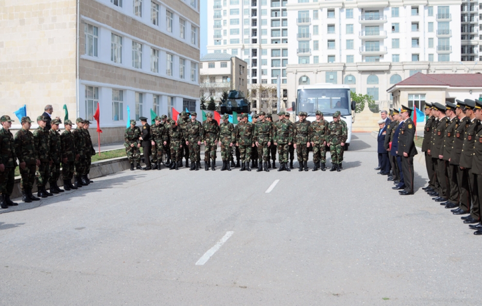Müdafiə Nazirliyi sağlamlıq imkanı məhdud olan gənclər üçün rəmzi hərbi xidmət təşkil edib