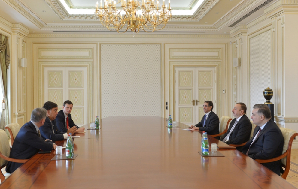 President Ilham Aliyev receives chairman of APCO Worldwide's Global Political Strategies group