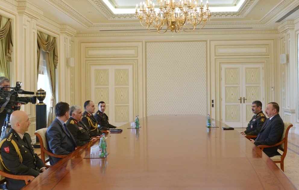 Azerbaijani President receives Chief of Turkish General Staff
