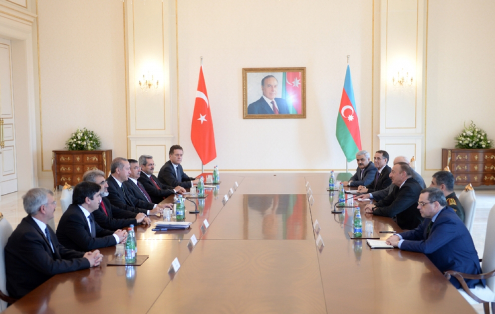 Azerbaijani President, Turkish PM have expanded meeting