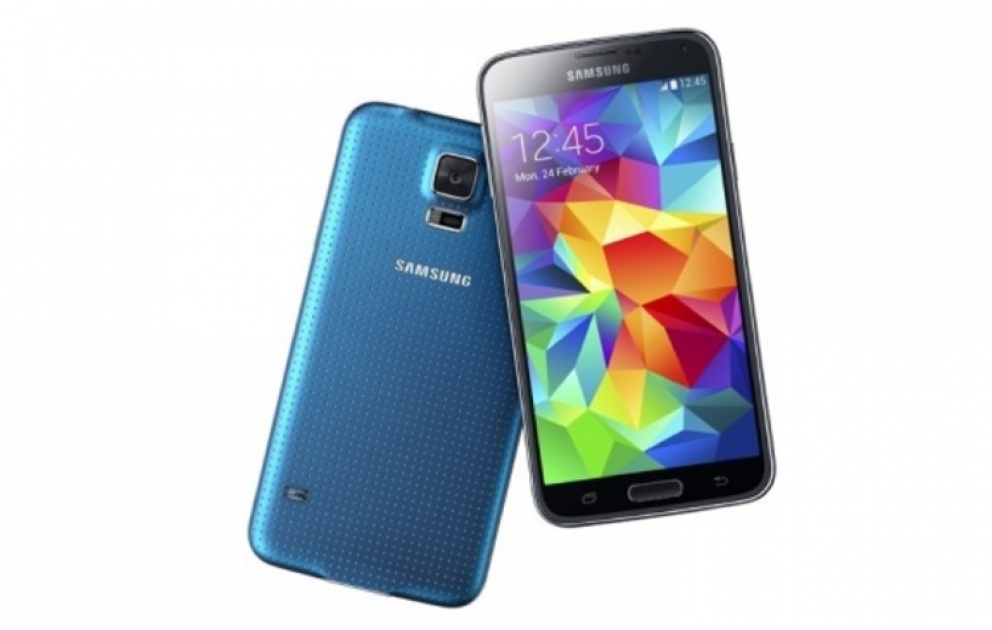 Первый день продаж смартфона Samsung Galaxy S5 поставил новые рекорды
