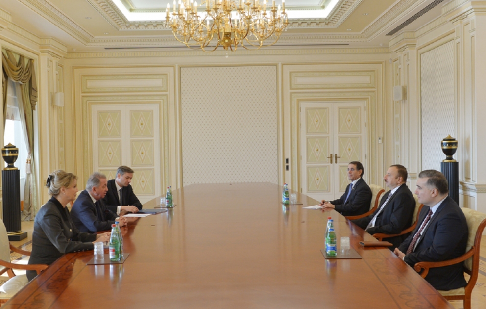 Le président azerbaïdjanais Ilham Aliyev a reçu la délégation conduite par le préident de l’institut international de la paix