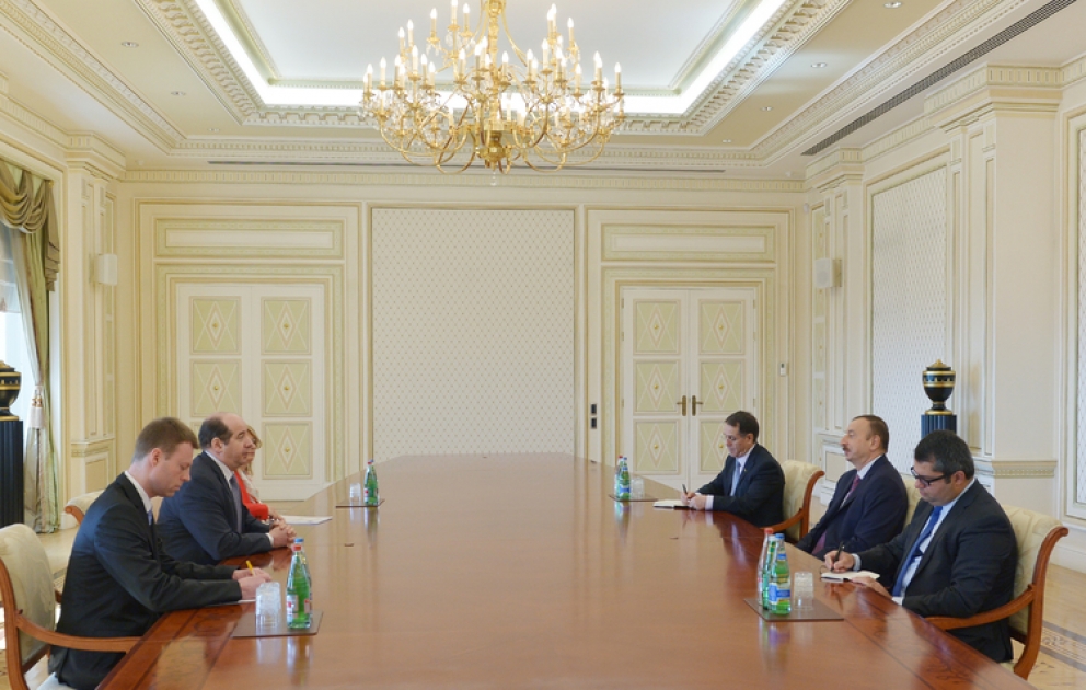 Le président Ilham Aliyev a reçu le secrétaire général adjoint de l’OTAN