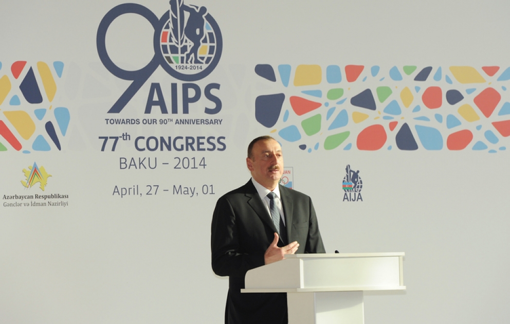 Bakou : Réception offerte en l’honneur des participants du 77e congrès de l’Association internationale de la presse sportive  Le président azerbaïdjanais Ilham Aliyev a participé à la cérémoni