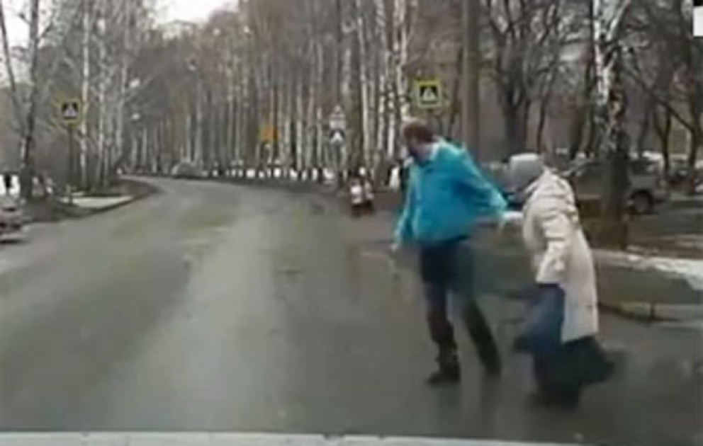 Mир не без добрых людей