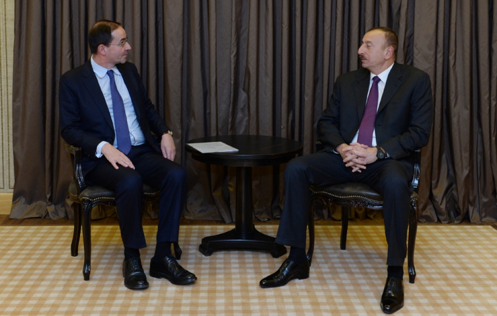 Le président azerbaïdjanais Ilham Aliyev a rencontré Bernard Fontana, directeur général d’Holcim