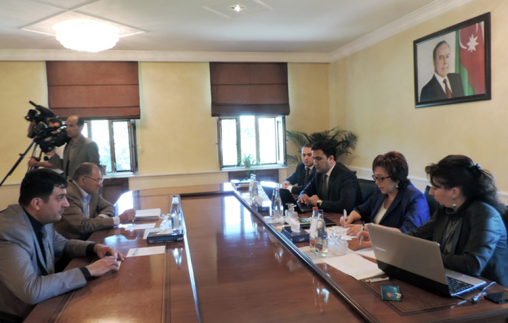 Tələbə Qəbulu üzrə Dövlət Komissiyasının sədri İsmayıllı şəhərində vətəndaşları qəbul edib