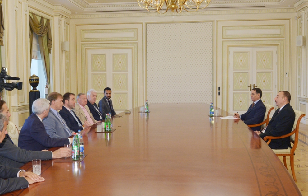 Prezident İlham Əliyev Böyük Britaniya-Azərbaycan parlamentlərarası dostluq qrupu sədrinin başçılıq etdiyi nümayəndə heyətini qəbul edib