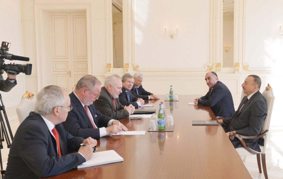 Prezident İlham Əliyev ATƏT-in Minsk qrupunun həmsədrlərini qəbul edib