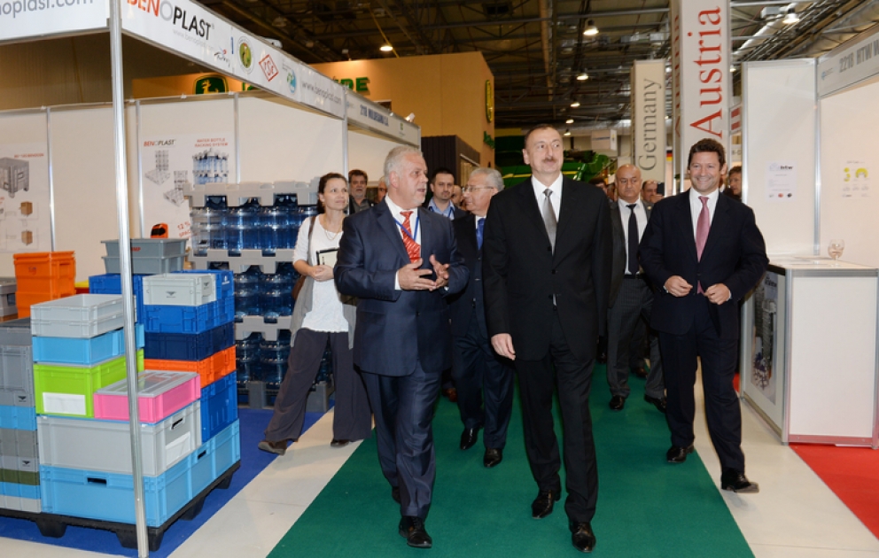 Präsident Ilham Aliyev besuchte Aserbaidschanische Internationale Ausstellungen der Ernährungswirtschaft und Landwirtschaft