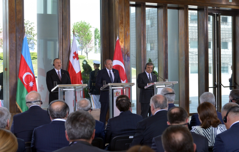 Les présidents azerbaïdjanais, turc et géorgien ont ténu une conférence de presse