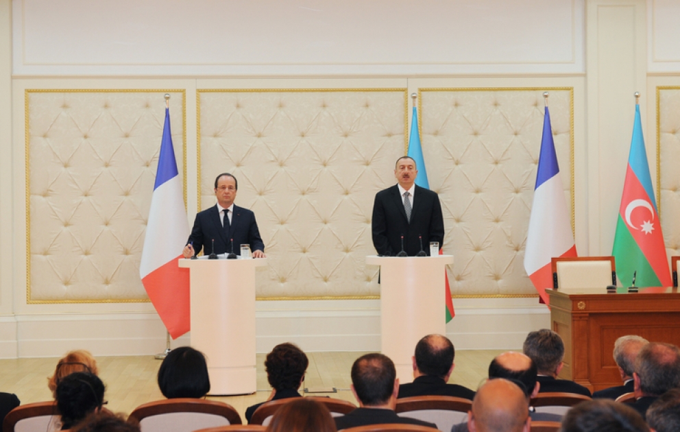 Conférence de presse des présidents azerbaïdjanais et français