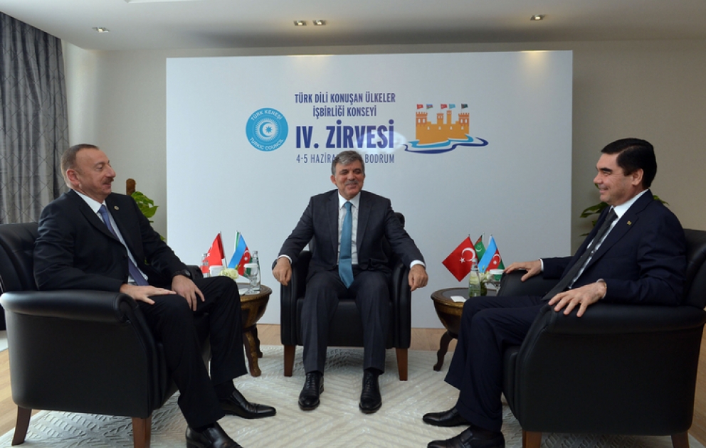Azərbaycan, Türkiyə və Türkmənistan prezidentlərinin birgə görüşü olub
