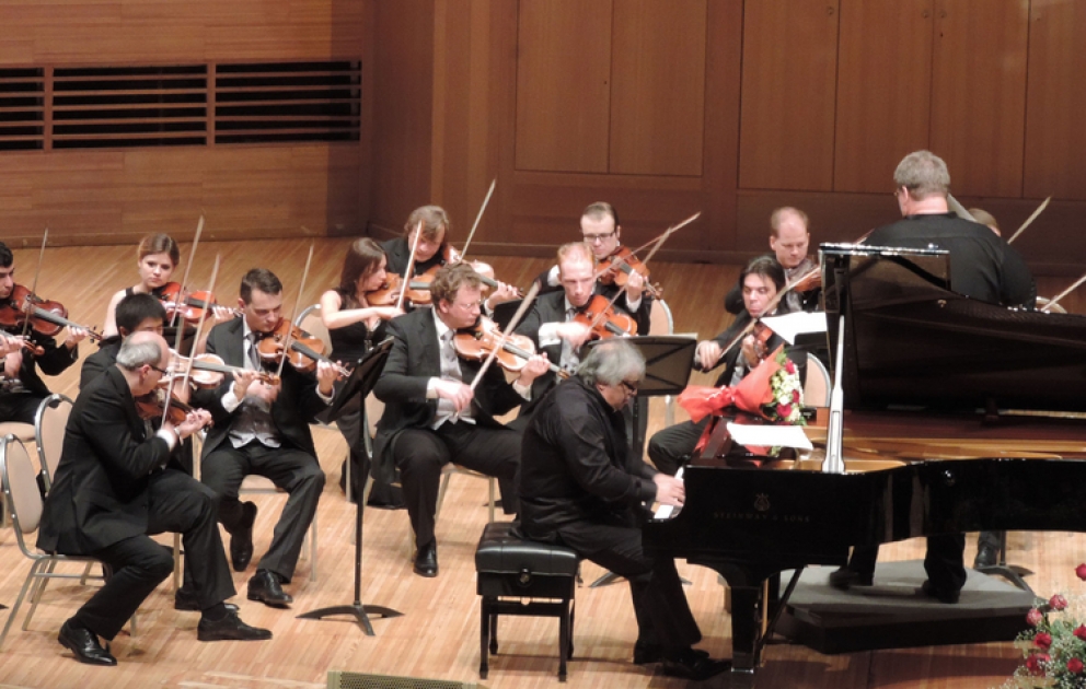 Məşhur pianoçu və bəstəkar, SSRİ Xalq Artisti Fərhad Bədəlbəyli konsert verdi