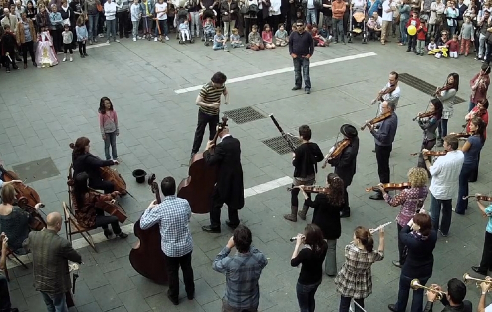 İspaniyanın Sabadell şəhərində klassik musiqi fləşmobu