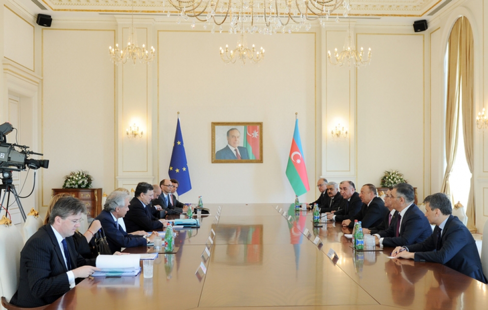 President Ilham Aliyev and President of the European Commission Jose Manuel Barroso held a meeting in an expanded format