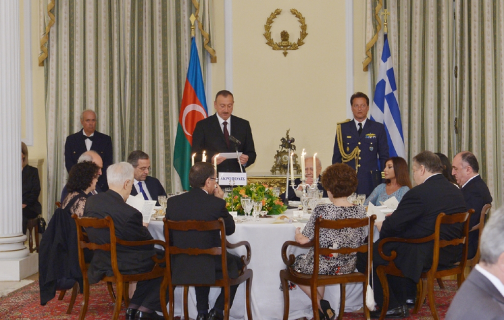 Dîner d’Etat offert en l’honneur du président azerbaïdjanais
