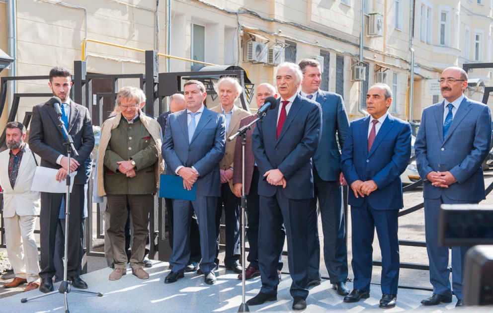 Moskvada Qara Qarayevin xatirə lövhəsinin açılışı oldu