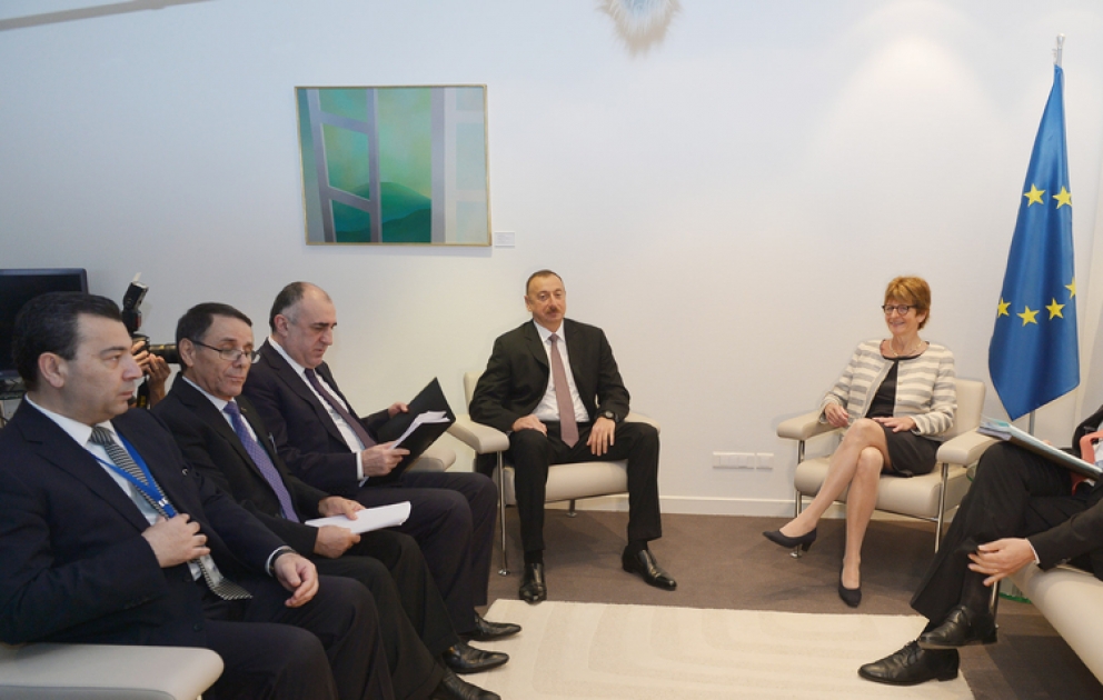 Treffen des Präsidenten von Aserbaidschan Ilham Aliyev mit der Vorsitzenden der Parlamentarischen Versammlung des Europarates Anne Brasseur in Straßburg