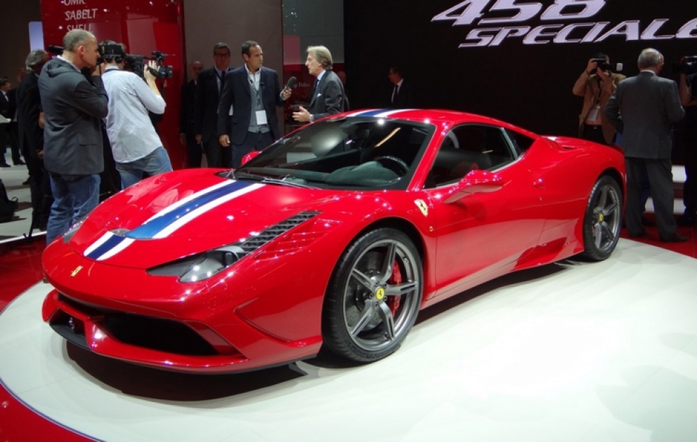 Ferrari 458 Speciale avtomobilinin yeni modeli