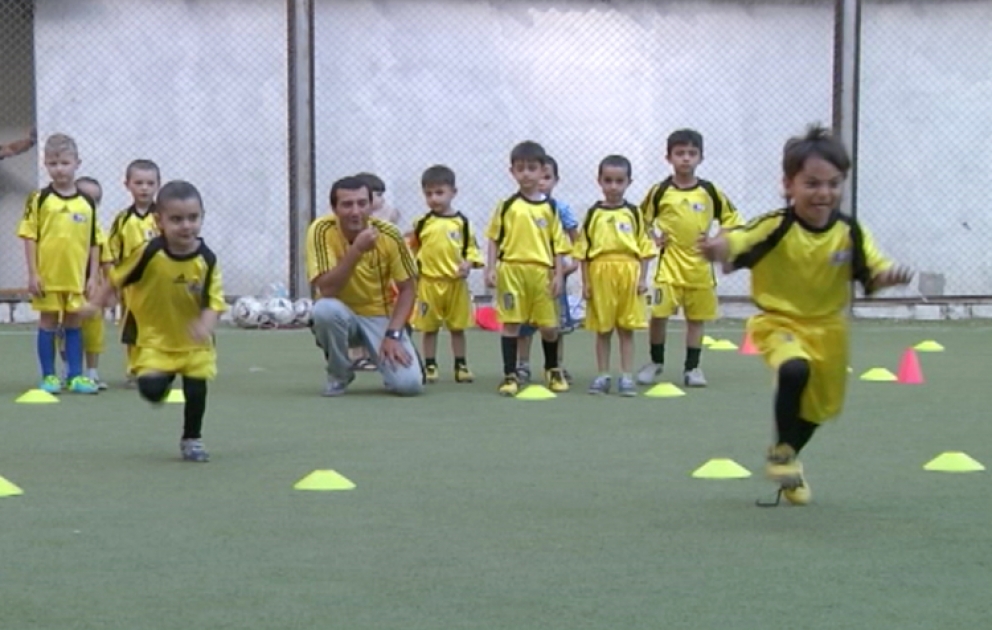 “Can bala” uşaq futbol klubundan reportaj