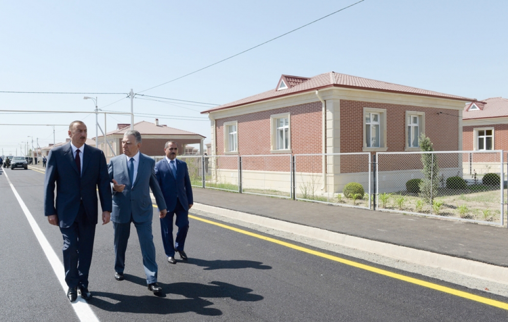 Prezident İlham Əliyev Ağdam rayonunda 632 məcburi köçkün ailəsi üçün salınmış yeni qəsəbənin açılışında iştirak edib