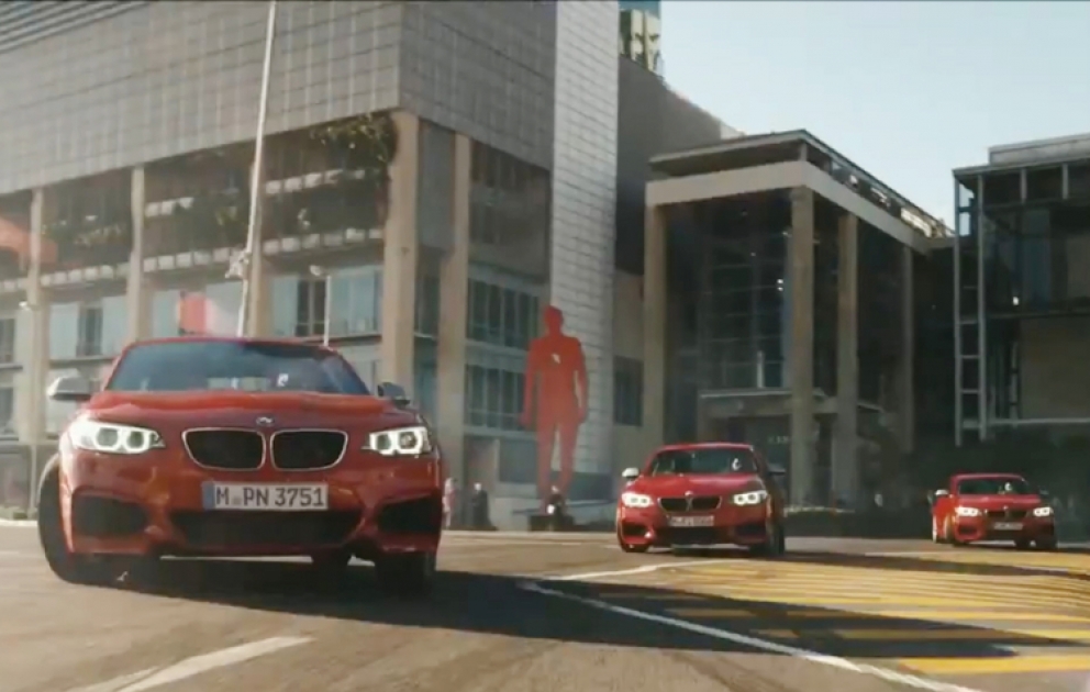 Qırmızı BMW-lərin rəqsi