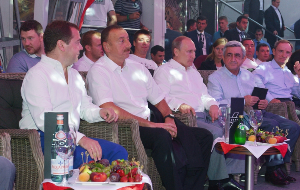 Azərbaycan, Rusiya və Ermənistan prezidentləri Soçidə “Plotforma S-70” döyüş sambosu üzrə beynəlxalq yarışlara baxıblar
