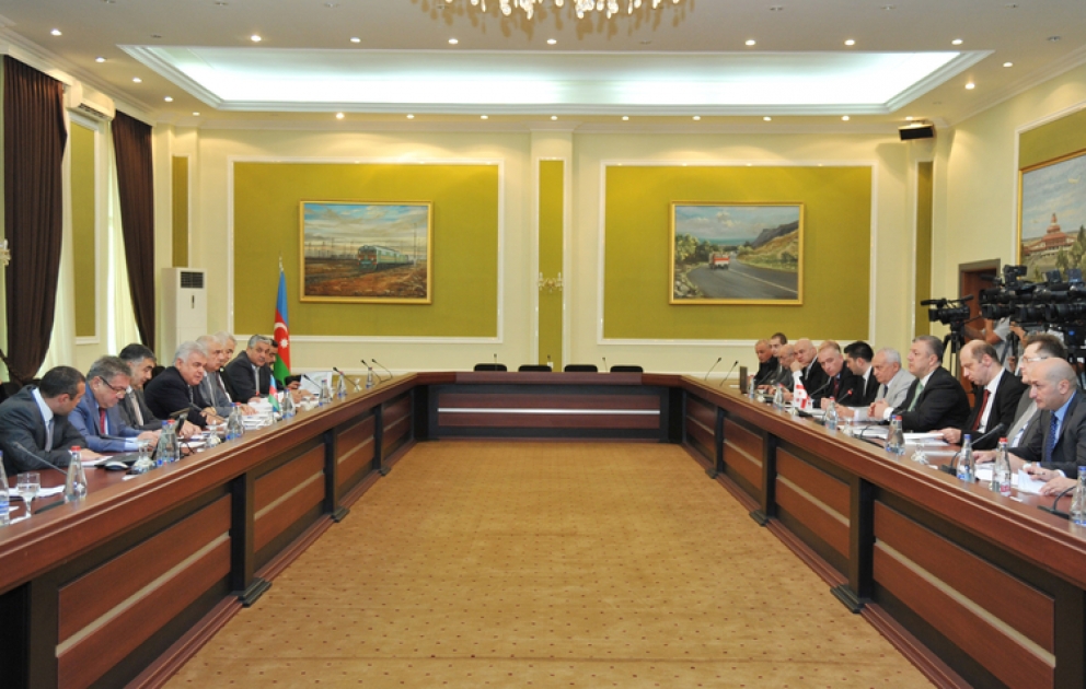 Bakı-Tbilisi-Qars dəmir yolu layihəsi çərçivəsində nəzərdə tutulan bütün işlər uğurla reallaşdırılır