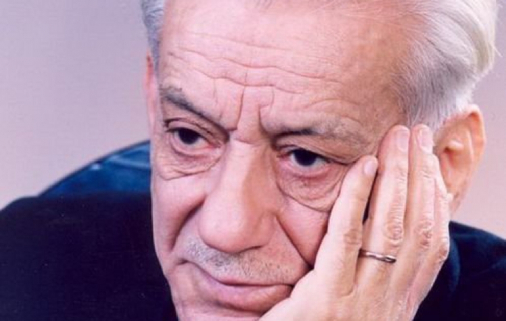 Bəxtiyar Vahabzadəsiz 5 il. AzərTAc şairin xatirəsini onun öz səsi ilə anır