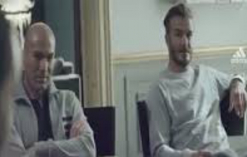 Məşhur futbolçular Beckham‬, ‪‎Zidane‬, ‪Bale‬ və ‪‎Lucas‬ "22 ilin əziyyəti" filmində