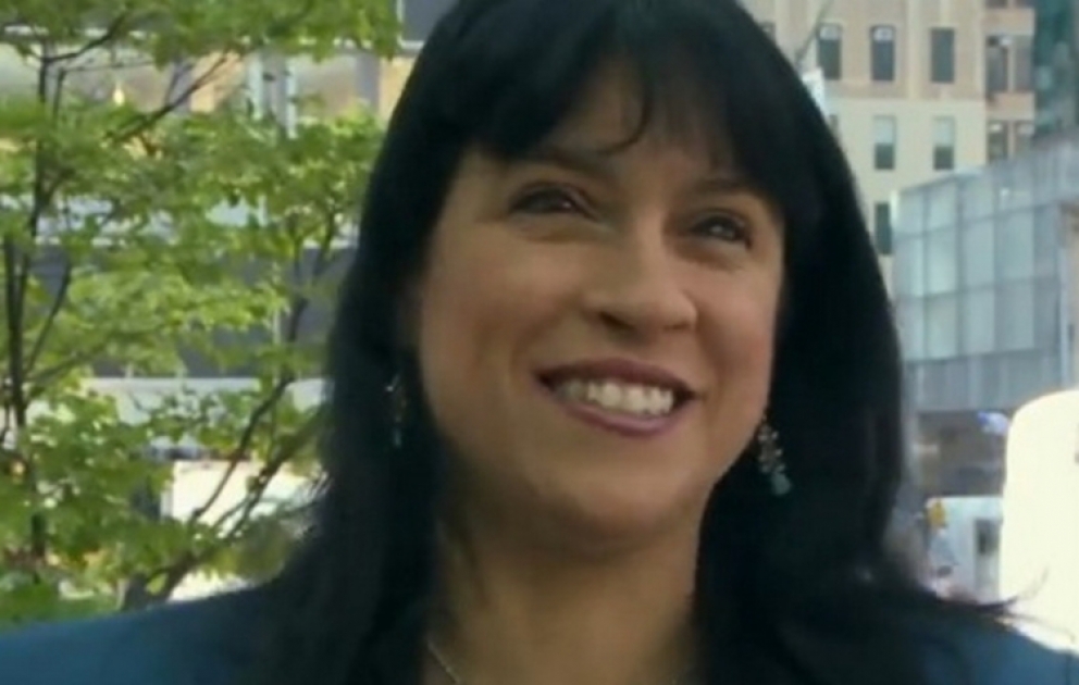 Woman holds the world record for fastest talker in the world