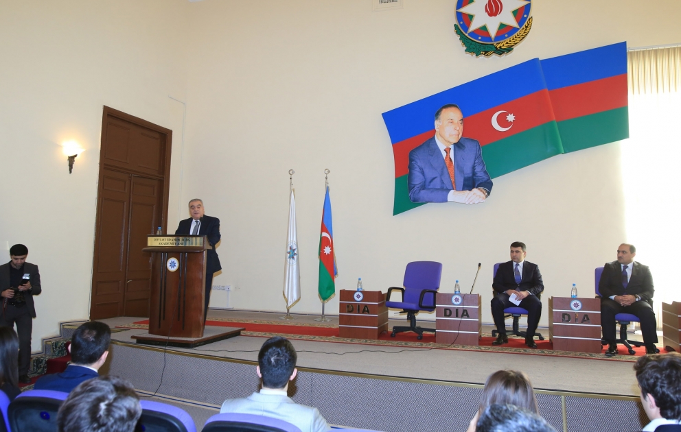 “İnnovativ idarəetmə məktəbi”nin açılışı olub