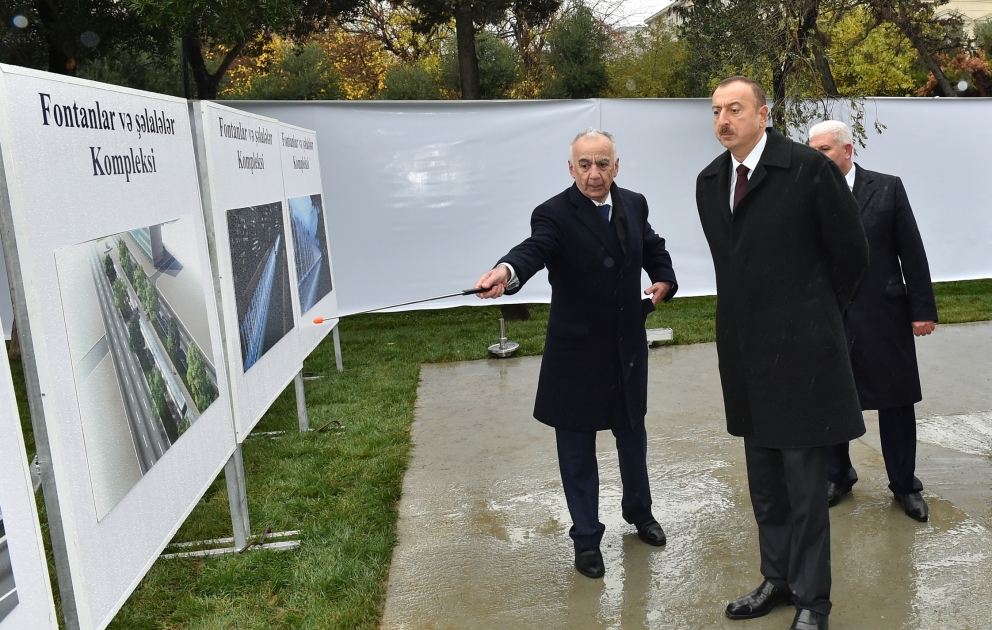 Prezident İlham Əliyev Bakının Xətai rayonu ərazisindəki fəvvarələr və şəlalələr kompleksində işlərin gedişi ilə tanış olub